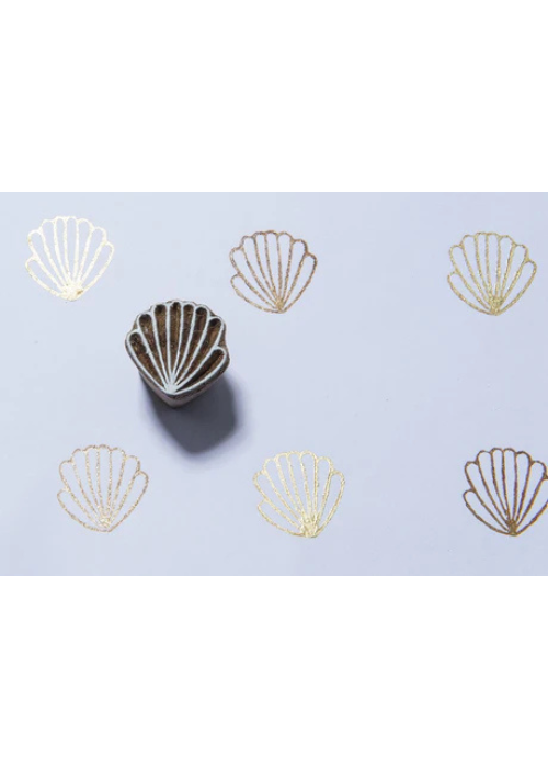Clam Shell Block