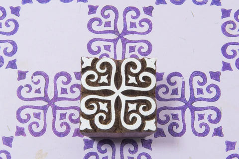 Curvy Square Block